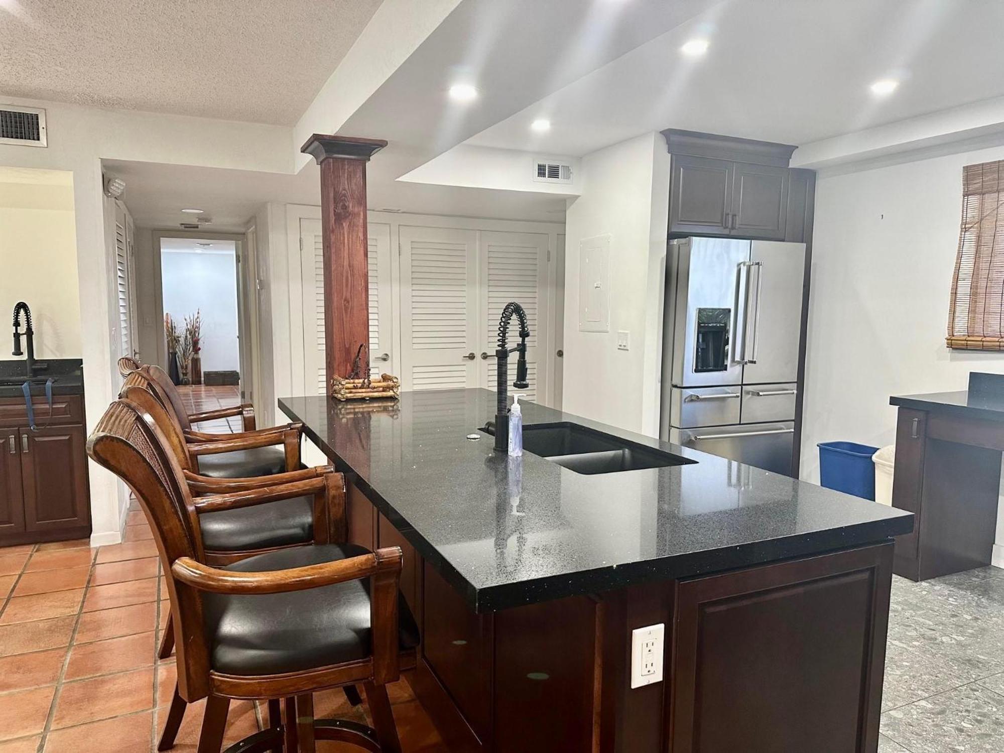 Beautifully Renovated Summer Of 2020 Come And Enjoy This Lovely Unit Cayo Hueso Exterior foto