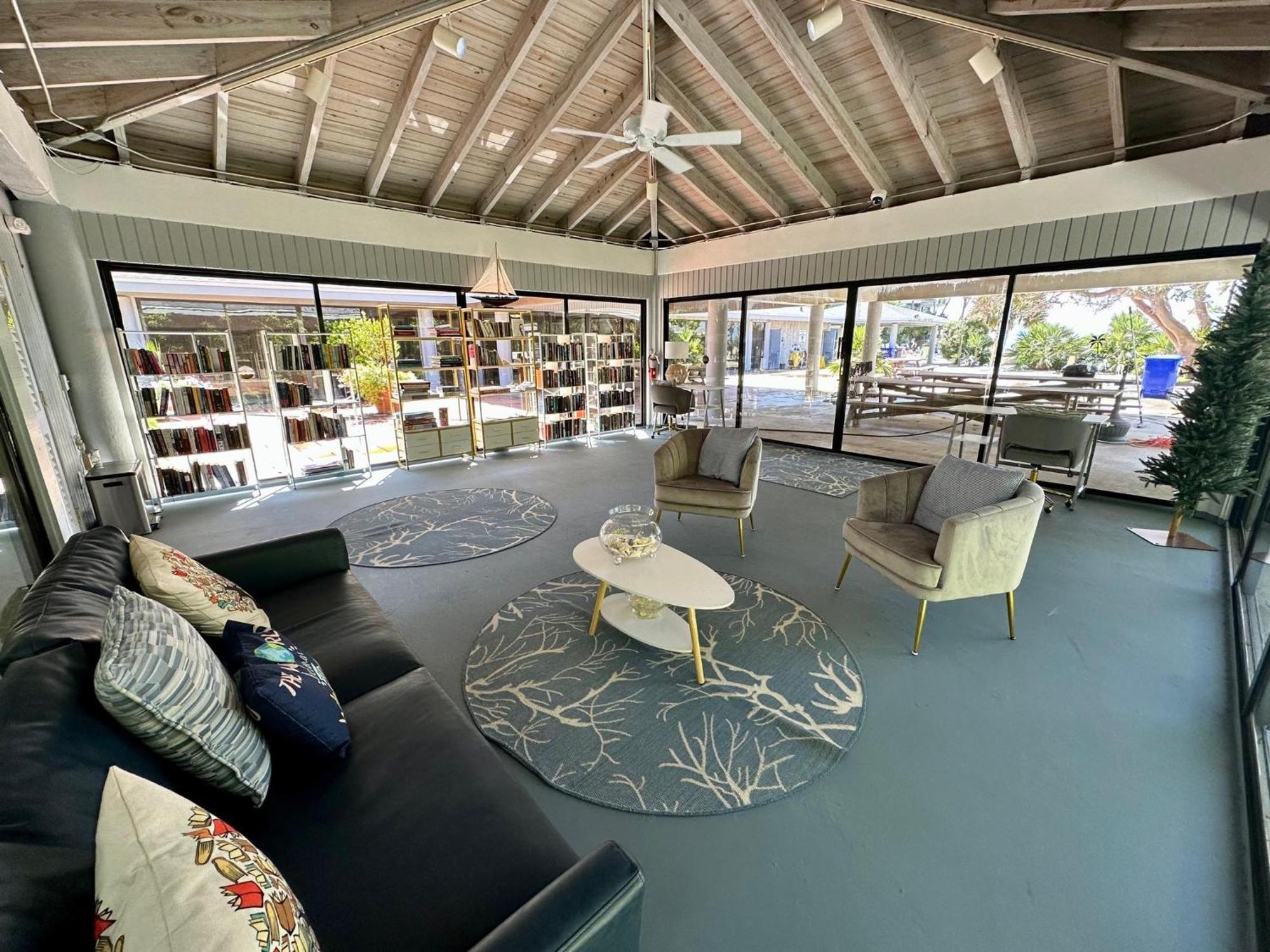 Beautifully Renovated Summer Of 2020 Come And Enjoy This Lovely Unit Cayo Hueso Exterior foto