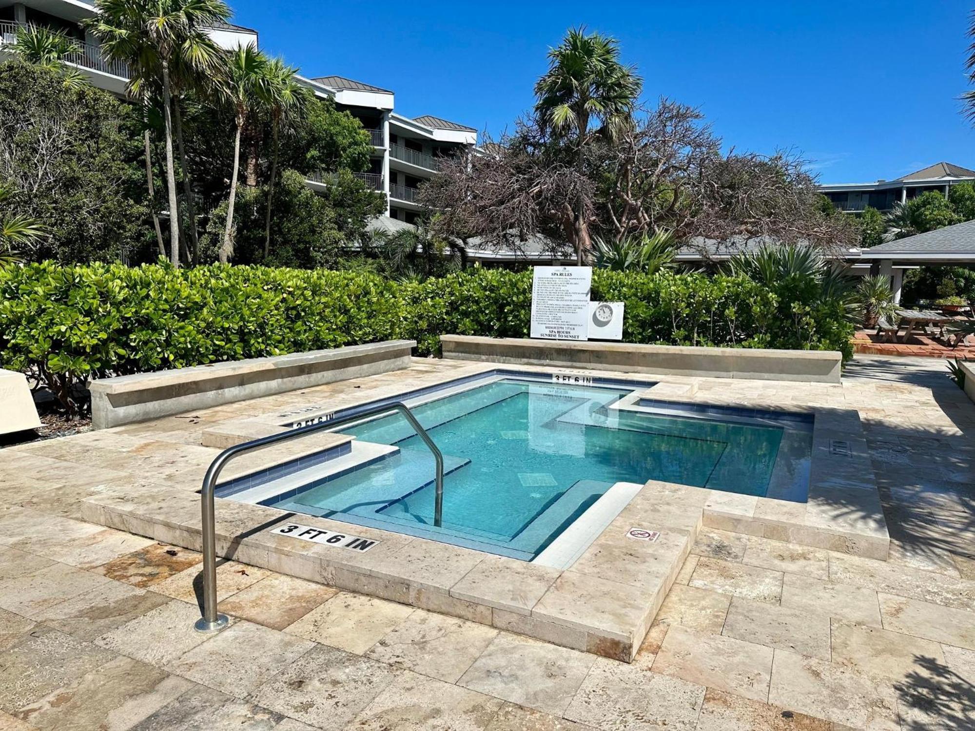 Beautifully Renovated Summer Of 2020 Come And Enjoy This Lovely Unit Cayo Hueso Exterior foto